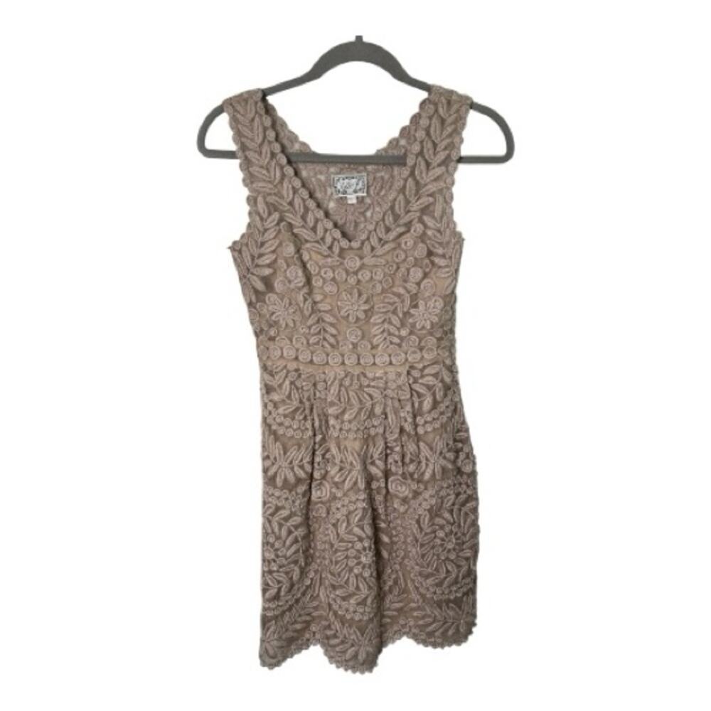 Baraschi Tan Lace Sleeveless V Neck Dress Side Zipper 0